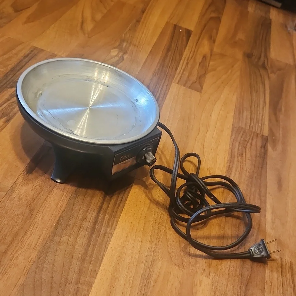 Oster Electric Fondue Pot With Forks Authentic Retro Volcano Red